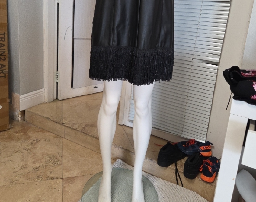 Dkny Elegant Black Fringe Dress size 10 - Picture 5 of 10
